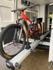 Campervan for bikers - te huur